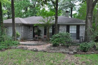 5 W Broken Oak Court, The Woodlands, TX 77381