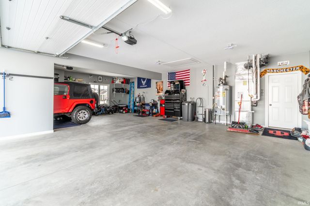 15293 Leo Creek Boulevard, Leo, IN 46765
