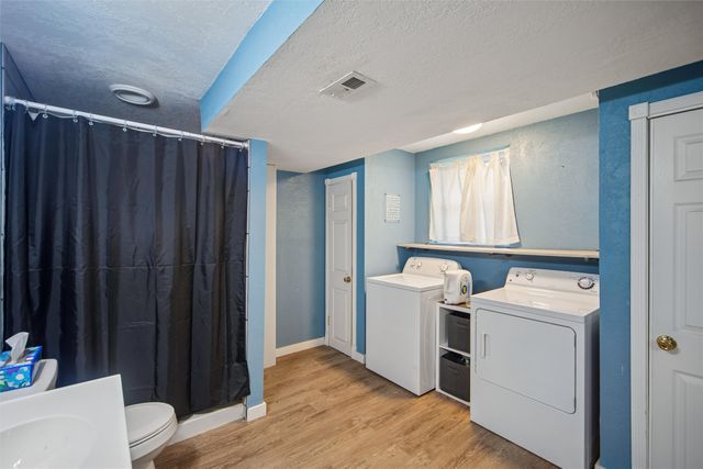 1317 NW Pebble Drive, Ankeny, IA 50023