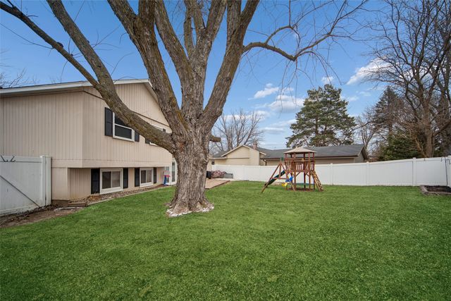 1317 NW Pebble Drive, Ankeny, IA 50023