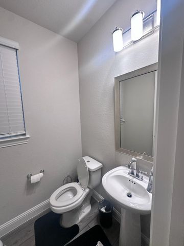 7204 Running Iron Trail, Sachse, TX 75048