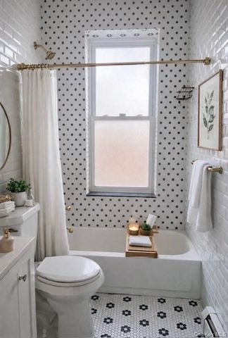 402 Van Siclen Avenue, Brooklyn, NY 11207