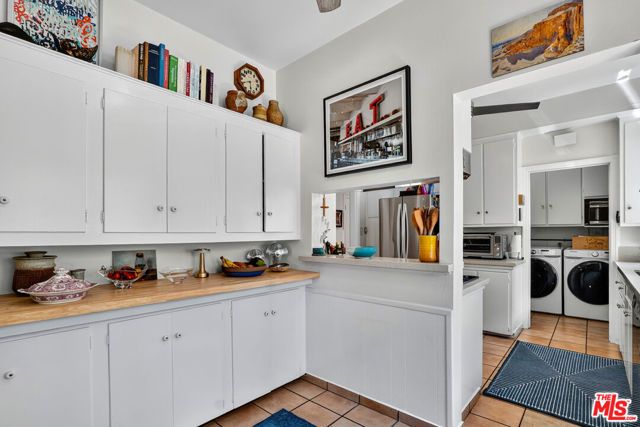 420 N Orange Drive, Los Angeles, CA 90036