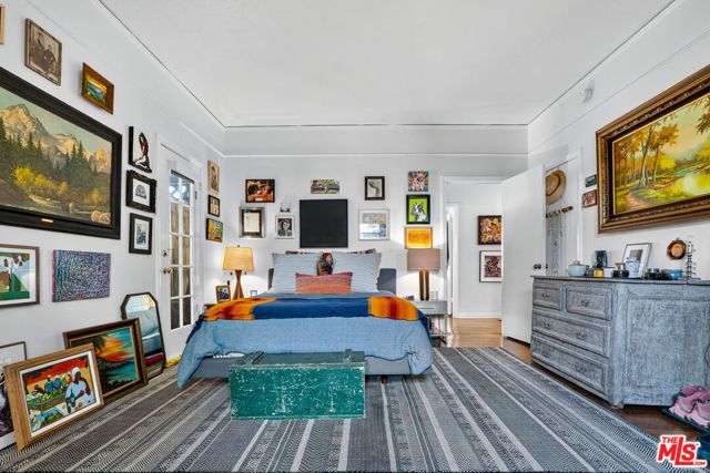 420 N Orange Drive, Los Angeles, CA 90036