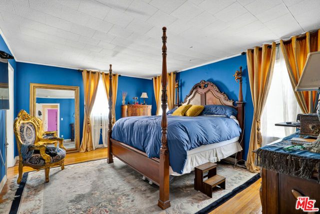 420 N Orange Drive, Los Angeles, CA 90036