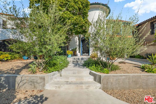 420 N Orange Drive, Los Angeles, CA 90036