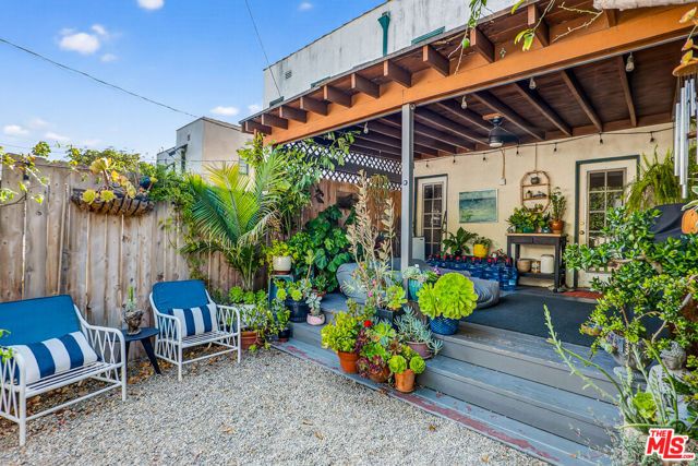 420 N Orange Drive, Los Angeles, CA 90036