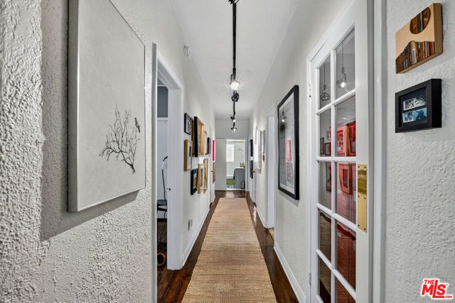 420 N Orange Drive, Los Angeles, CA 90036