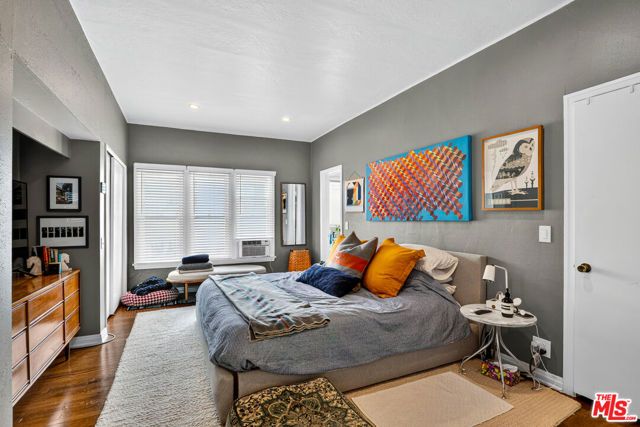 420 N Orange Drive, Los Angeles, CA 90036