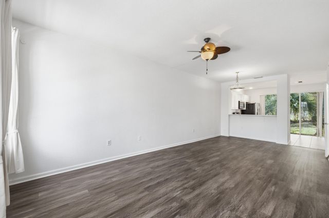 687 NW 42nd Avenue, Plantation, FL 33317