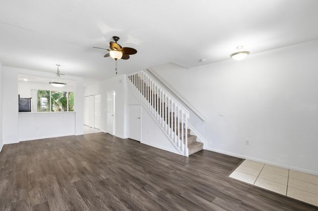 687 NW 42nd Avenue, Plantation, FL 33317