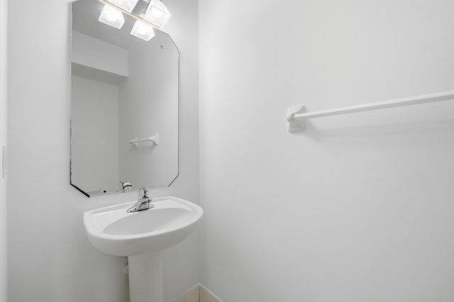 687 NW 42nd Avenue, Plantation, FL 33317