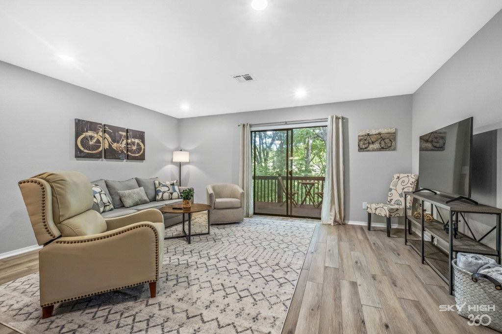 9 Eleanor Lane, Bella Vista, AR 72714