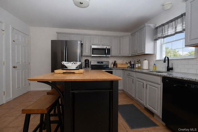 2040 State Route 17K, Montgomery, NY 12549