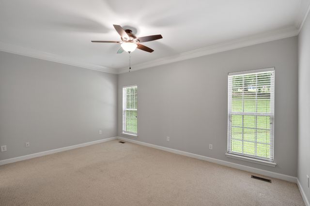 1011 Dickens Dr, Mount Juliet, TN 37122