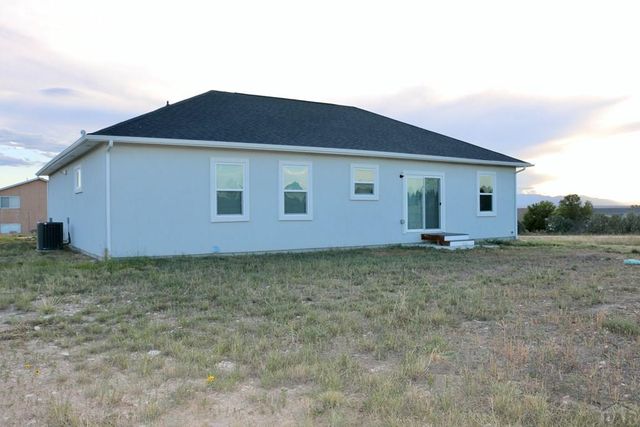 295 W Acorn Dr, Pueblo West, CO 81007