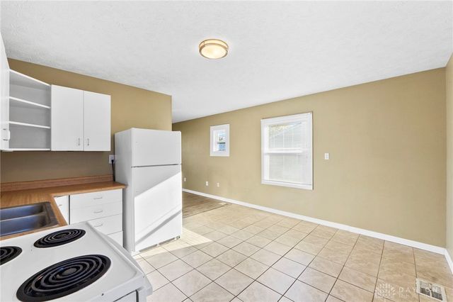 1351 Omard Drive, Xenia, OH 45385