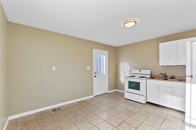 1351 Omard Drive, Xenia, OH 45385