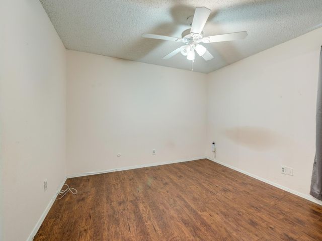 632 Timberline Drive, Hurst, TX 76053