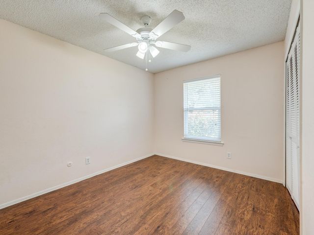 632 Timberline Drive, Hurst, TX 76053