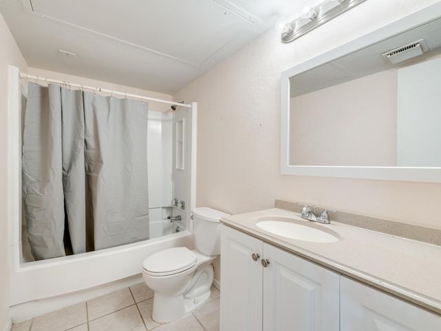 632 Timberline Drive, Hurst, TX 76053