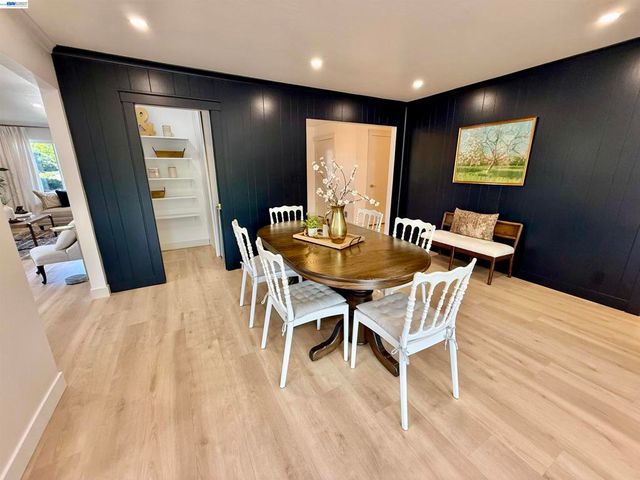 17880 Apricot Way, Castro Valley, CA 94546