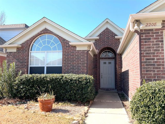 2208 Arbor Chase Circle, Arlington, TX 76011