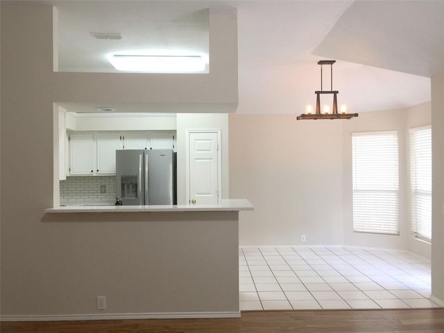 2208 Arbor Chase Circle, Arlington, TX 76011