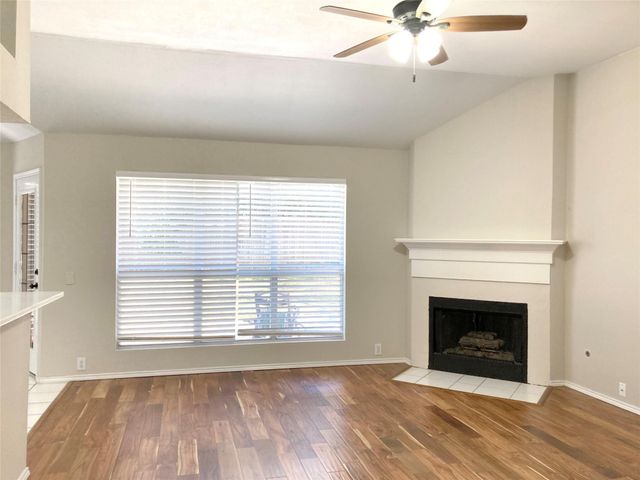 2208 Arbor Chase Circle, Arlington, TX 76011