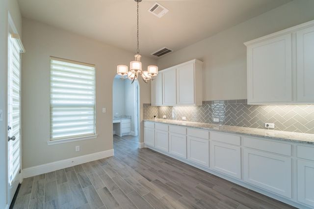 5715 Mogo Creek Lane, Sugar Land, TX 77479