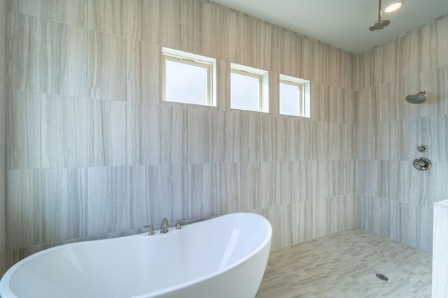 5715 Mogo Creek Lane, Sugar Land, TX 77479