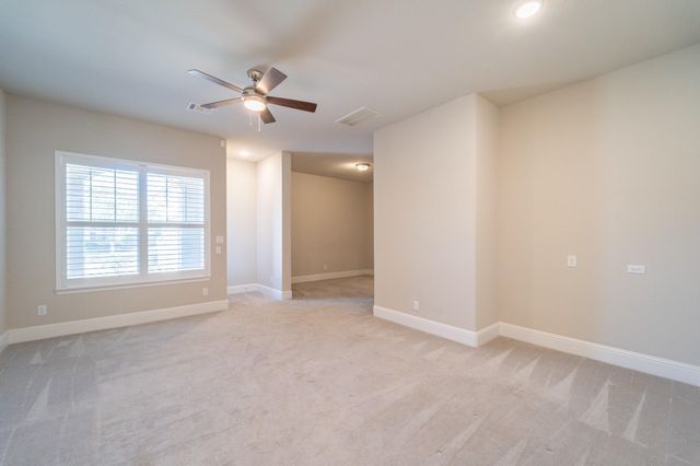 5715 Mogo Creek Lane, Sugar Land, TX 77479