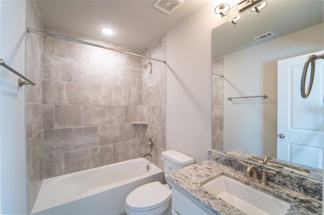 5715 Mogo Creek Lane, Sugar Land, TX 77479