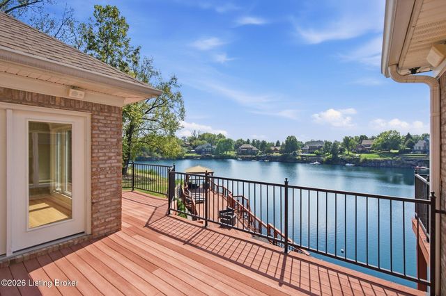 11732 Paramont Way, Prospect, KY 40059