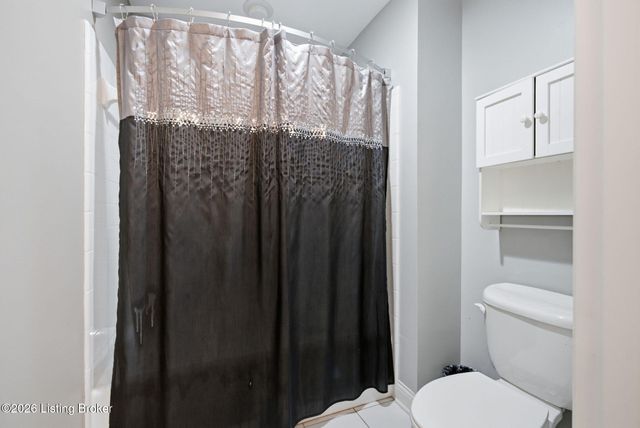 11732 Paramont Way, Prospect, KY 40059