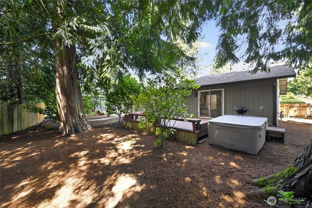 12615 SE 318th Way, Auburn, WA 98092