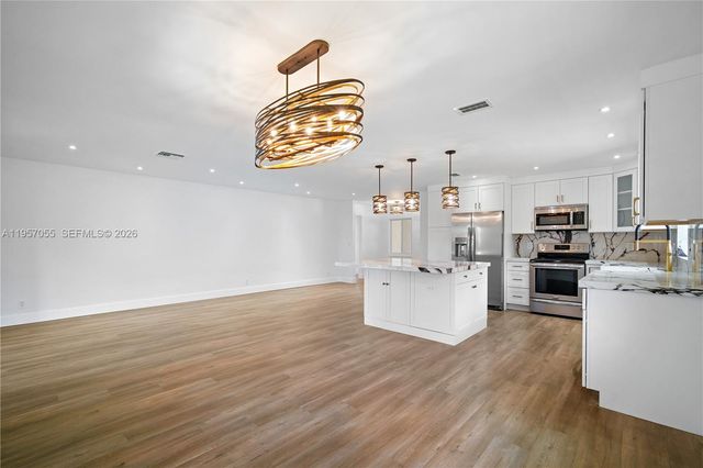 13826 Kaiser Trl, Delray Beach, FL 33484