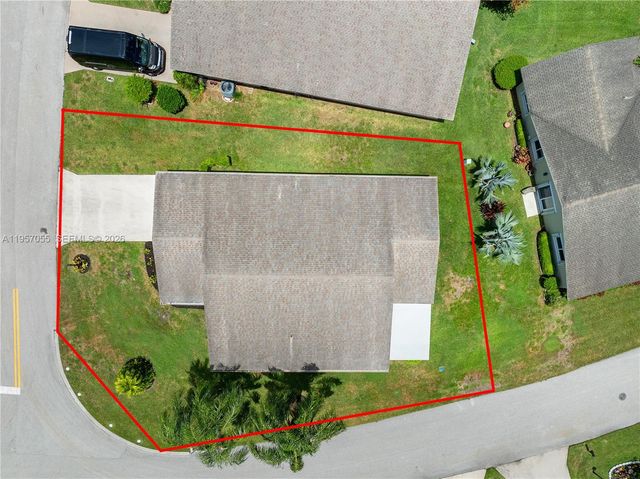 13826 Kaiser Trl, Delray Beach, FL 33484