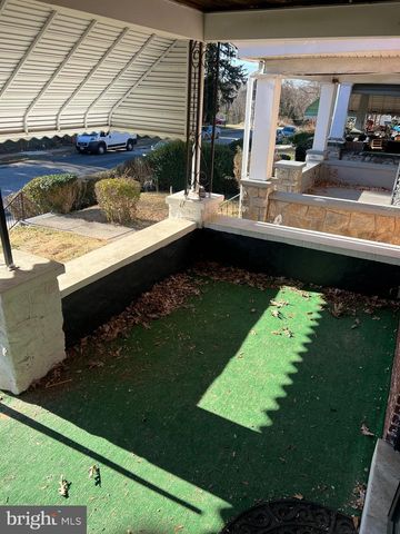 4008 BONNER RD, Baltimore, MD 21216