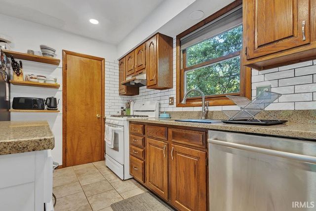 1639 S Sycamore Court, Bloomington, IN 47401