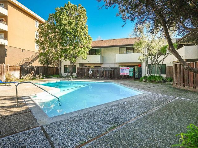 3222 Glendora 105, San Mateo, CA 94403