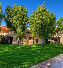 2801 N Los Felices E 104, Palm Springs, CA 92262