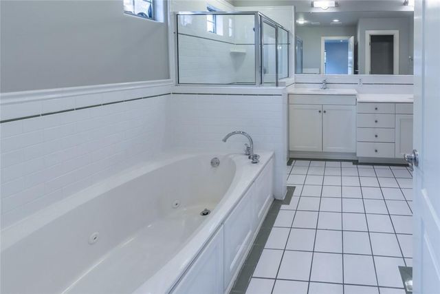 306 E 34th ST A, Austin, TX 78705