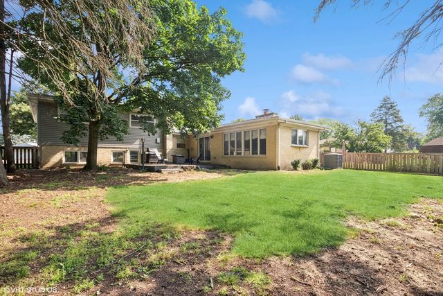 530 Birch Street, Itasca, IL 60143