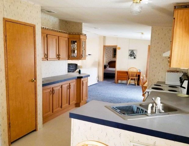 2016 LAKE LINDA CIRCLE, Lutz, FL 33558