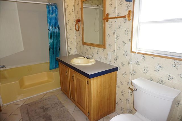 2016 LAKE LINDA CIRCLE, Lutz, FL 33558