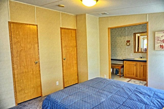 2016 LAKE LINDA CIRCLE, Lutz, FL 33558