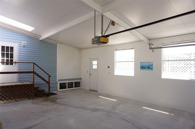 2016 LAKE LINDA CIRCLE, Lutz, FL 33558