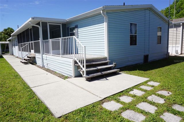 2016 LAKE LINDA CIRCLE, Lutz, FL 33558