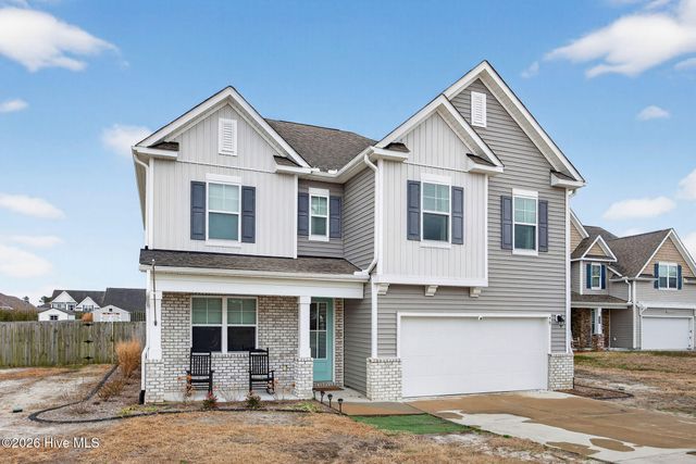 79 Colonial Heights Drive, Hampstead, NC 28443